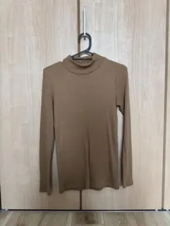 UNIQLO ユニクロ　長袖Tシャツ リブハイネックT M