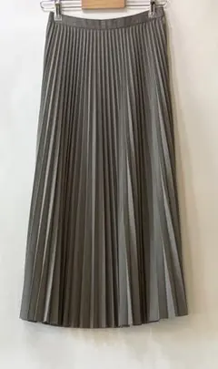 UNIQLO C プリーツ ロングスカート　グレー