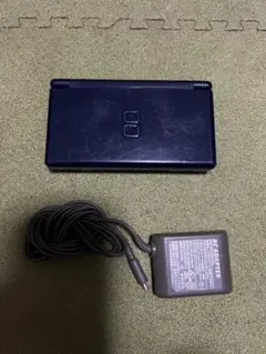 ニンテンドーDS Lite ネイビー 本体とACアダプター　タッチペン無