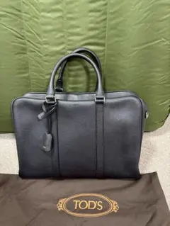 【美品A】TOD’S トッズ ブリーフケース 黒皮イタリア製のサムネイル