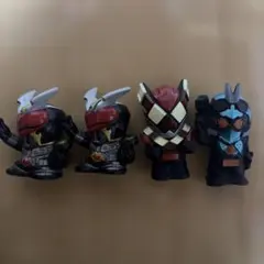 仮面ライダー ソフビ　指人形　4体セット　カリス　ヴァレン　ガッチャード