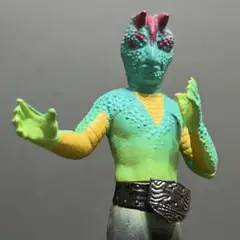 ガシャポンフィギュア 仮面ライダーに登場のショッカー怪人 コブラ男のサムネイル