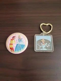 ⭐シンデレラ 刺繍缶バッジとキーチェーンセット⭐