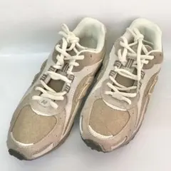 Item thumbnail for item 246f3dc1-debc-44b9-bab8-ae52b6d4b0dd