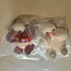 ディズニー　かくれんぼフィギュア　ベイマックス2種セット