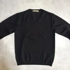 【極美品】Journal Standard 滑らかな生地 黒 Vネックニット