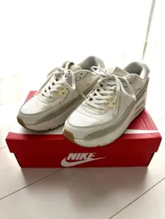 NIKE エアマックス90 lv8