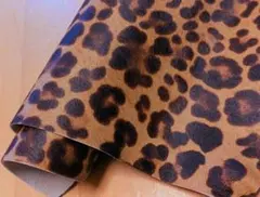 牛革　毛皮　ヒョウ柄　レザー 　レザークラフト　革細工　レオパード　ハラコ