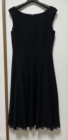 新品☆アベニールエトワールすそ☆レース　フレアーワンピース 36 ブラック