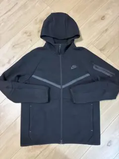 ナイキテックフリース　パーカー　Mサイズ　ブラック　国内正規品