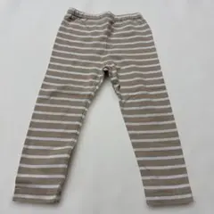 ベージュと白のストライプパンツ