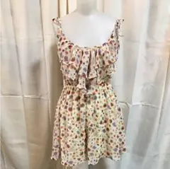 33、オールインワン 小花柄シフォンのサムネイル