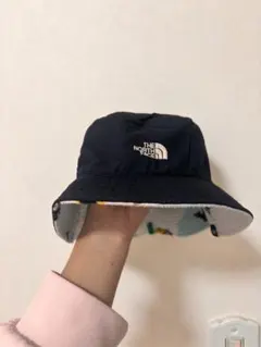 THE NORTH FACE リバーシブルハット ブラック/ホワイト