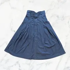 【大人フェミニン】ブルーフレアスカート 美脚見え 上品 ミモレ丈 美シルエット