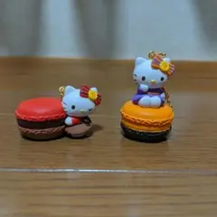 サンリオ　ハローキティ×ピエールエルメ　フィギュアマスコット2個セット