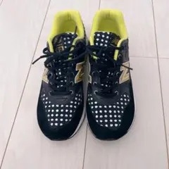 状態良好、New Balance 580 ブラック/イエロー スニーカー