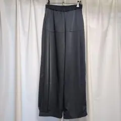 タックデザインワイドストレートパンツ Ｍサイズ グレイッシュブルー