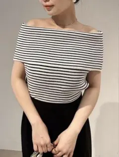 SNIDEL オフショルニットプルオーバー