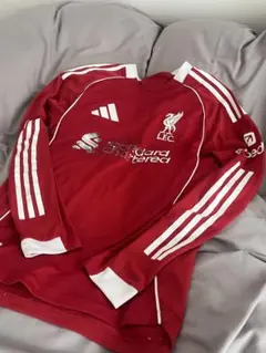 ナ*様 adidas Liverpool FC ISAK 9 長袖ユニフォーム - メルカリ