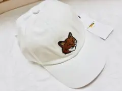メゾンキツネ MAISON KITSUNE キャップ 帽子 ホワイト 白 新品のサムネイル