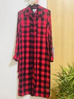 赤と黒のチェック柄ロングシャツワンピース OLD NAVY