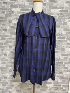 ロイヤルブルー シャツ