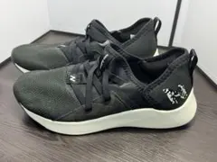 y*o様 ニューバランス　ランニングシューズ　24.5cm