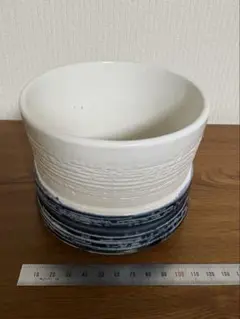 陶器製 白と青のストライプ 花器　1/25迄