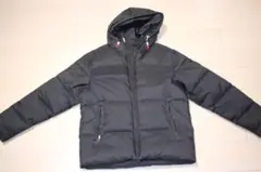 HILFIGER ブラックダウンジャケット フード付き