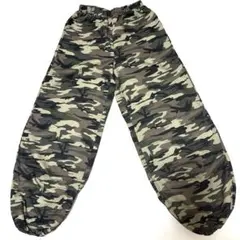 SHEIN カモフラージュ柄 パンツ 11-12Y