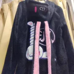 フリース ブラックパーカー 耳付き　汎用長いうさ耳付き