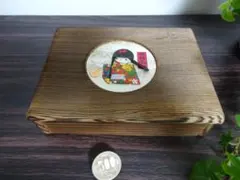 木製小物入れ 鏡付き こけしデザイン