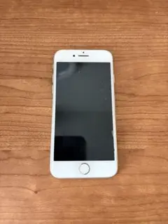 Apple iPhone 8 シルバー 本体