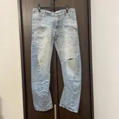 ダメージジーンズ　ライトブルー　ユニセックス