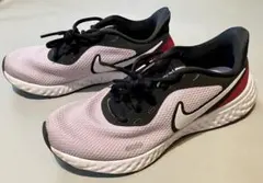 Nike Revolution スニーカー