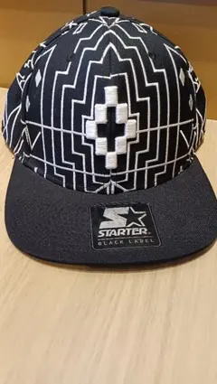 MARCELO BURLON(マルセロバーロン)幾何学模様キャップ