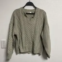 しまむら　ディアフル　キーネックニット　LL 薄カーキ　プチプラのあや