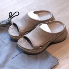 BALENCIAGA POOL CROCS スライド サンダル 37のサムネイル