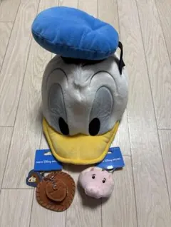 ドナルドダック帽子とキャラクターグッズセット