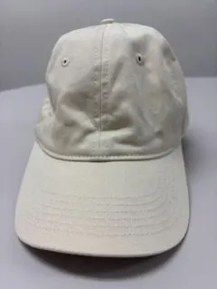 新品未使用 アニエスb アイボリー コットンキャップ ロゴ刺繍