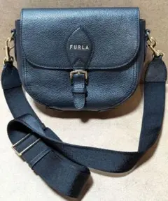 【美品】FURLA ブラックレザー ショルダーバッグ