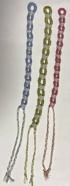 ハンドメイド✴︎刺繍糸ミサンガ（約20㎝）