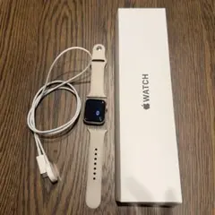 Apple Watch SE(第2世代) GPSモデル 40mm スターライト