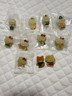 ハローキティ ピンバッジ