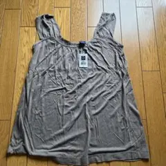 GAP ブラウン タンクトップ