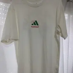 ピザグラフィックtシャツ　アディダス