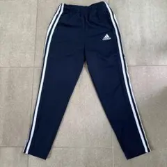 adidas ジャージパンツ　サイズ140