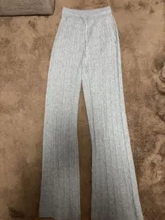 UNIQLO ウォッシャブルケーブルニットパンツ