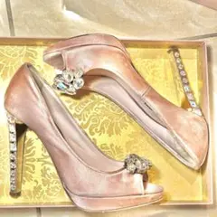 3連休限定値下げ！miumiu ビジューシルクサテンオープントゥパンプス