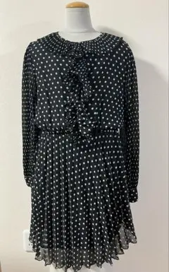 ZARA 水玉模様フリル付きワンピース